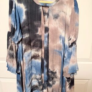 Umgee Blue Taupe & Black Tie-Dye Pleated Tunic